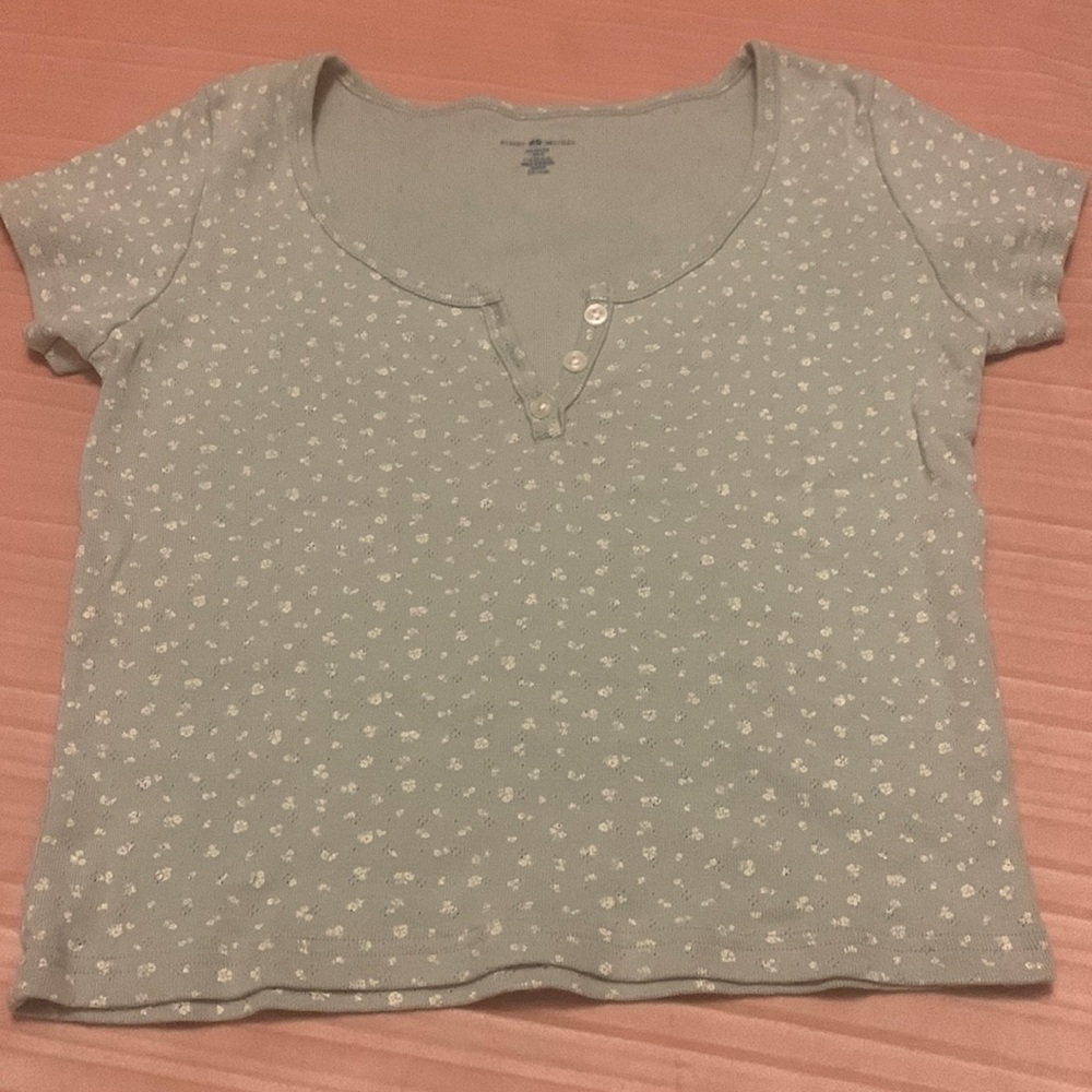 Brandy Melville floral top button up
